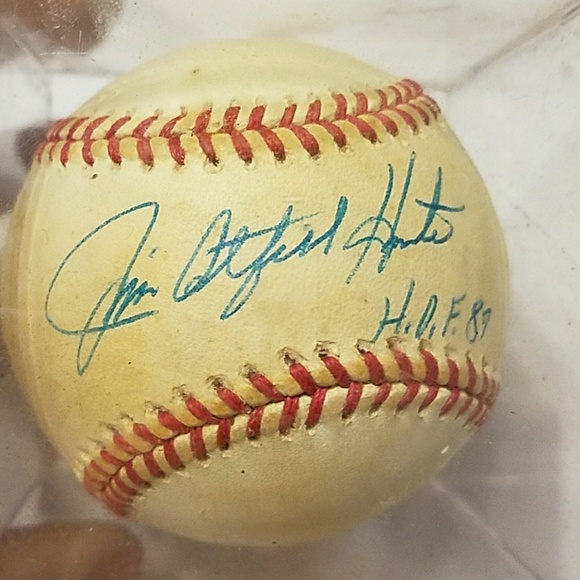 MLB Other - Autograph Jim "Catfish" Hunter game ball